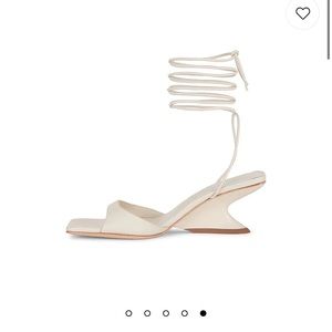 Ivory/Nude heels with ankle ties